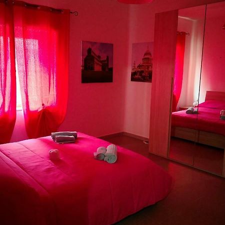 A Casa Di Rossano E Rossella Appartement Carbonia Buitenkant foto
